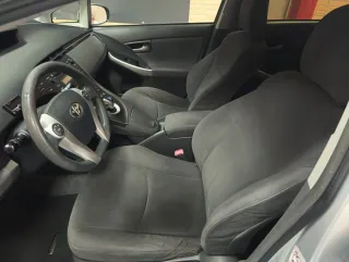 Toyota Prius Híbrido 1.8HSD 136cv 170.000KM 2012