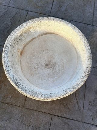 2 Tiestos de piedra blancos