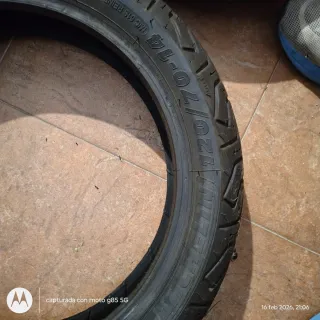 Neumático Michelin 140/60-14