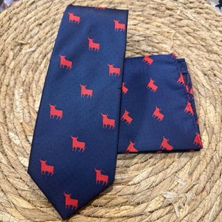 Conjunto Corbata y Pañuelo Osborne Toro