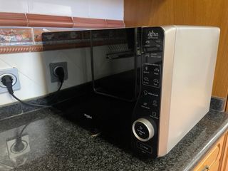 Microondas Whirlpool Extra Space
