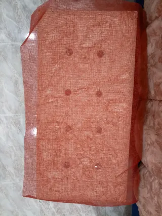 Scampoli in rete rossi.