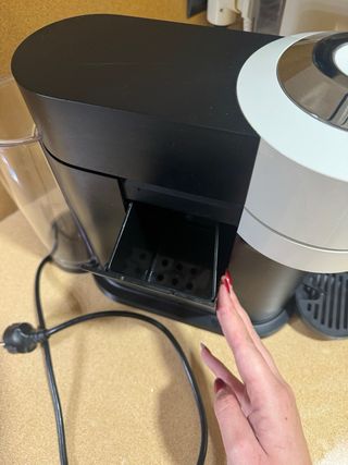 Cafetera Nespresso Vertuo Next Blanca