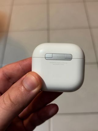 Apple AirPods 4 ANC Cancellazione Rumore