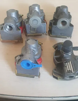 Válvulas Semirremolque (Set de 5)