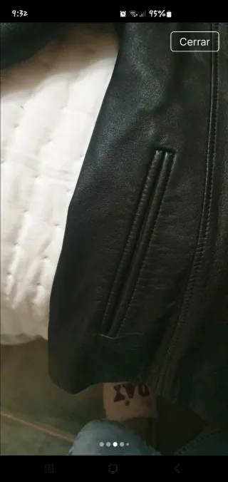 Chaqueta de piel negra estilo vintage