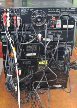 Sistema Estéreo Hi-Fi Technics SU-X933