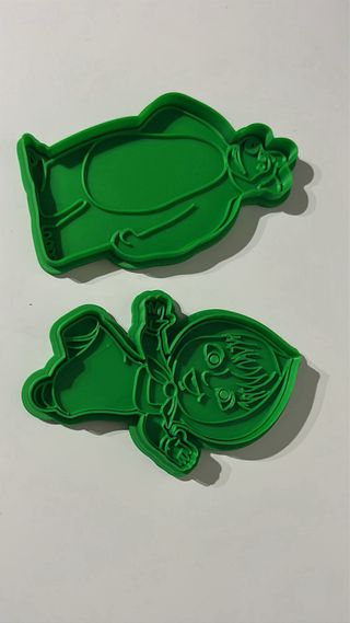 Tagliabiscotti Masha e Orso