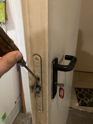 Cerrajero a domicilio 24 h - Alcobendas