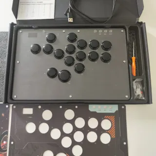 Controller Hitbox Haute42 U16 Nero per PC/PS4/Switch