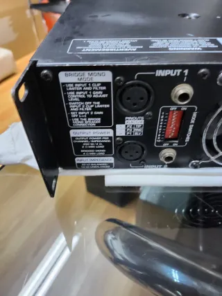 Amplificador Behringer Europower EP1500