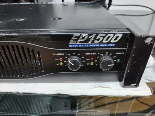 Amplificador Behringer Europower EP1500