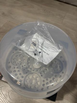 Esterilizador Tommee Tippee Vapor