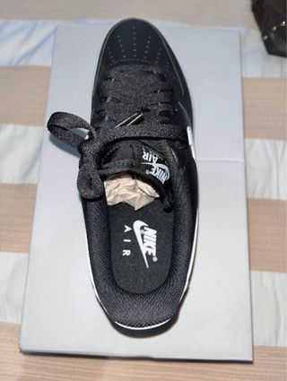 Nike Air Force 1 '07 Cuero Negro Blanco