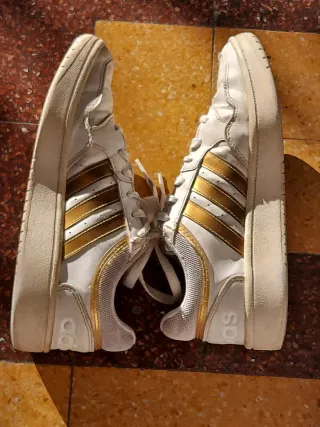 Sneakers Adidas Donna Tg.36 pelle Oro/Bianco