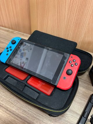 Nintendo Switch Blu e Rosso