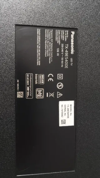 Piezas y patas TV Panasonic TX-49ES400E, leer