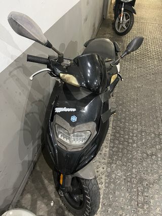 Piaggio Typhoon 50 para piezas o reparación