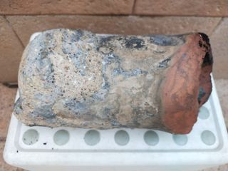 Desagüe o canalón antiguo