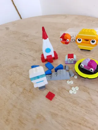 Lego classics space 11037 planetas