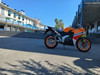 Honda CBR 125 R Repsol 2015