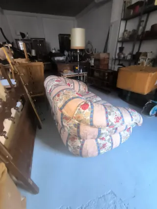 Sofá antiguo de 2 plazas