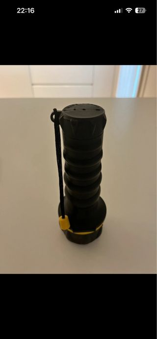 Torcia nera con laccetto