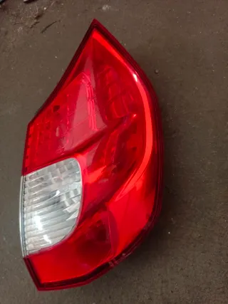 Piloto LED Derecho Renault Scenic 05-08