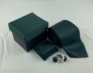 Corbata verde cielo + gemelos a juego con caja