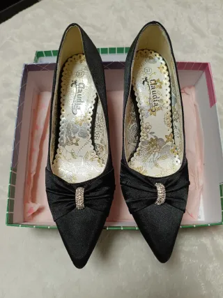 Zapatos de tacón negros talla 37