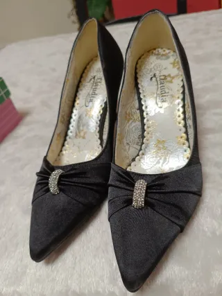 Zapatos de tacón negros talla 37