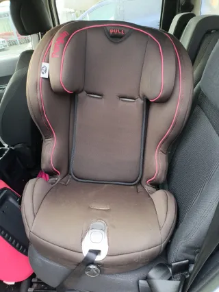 Silla coche niño grupos 2-3 Penguin Isofix.