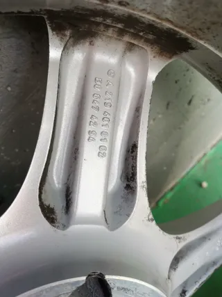 Llanta Mercedes 245/40 ZR18