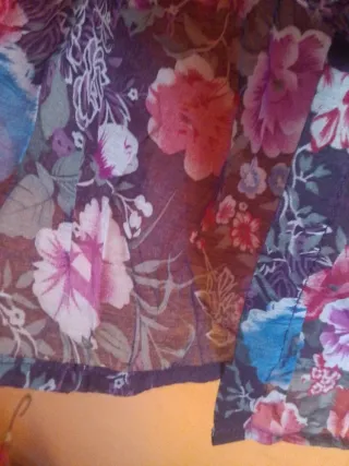 Blusa Zotexo floral M-L