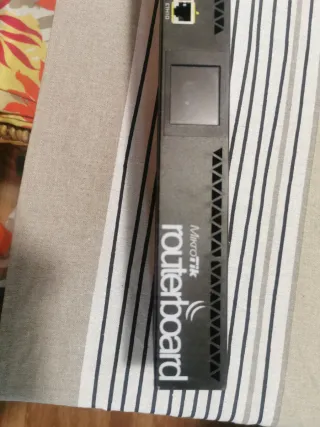 MikroTik RouterBOARD Switch Ethernet