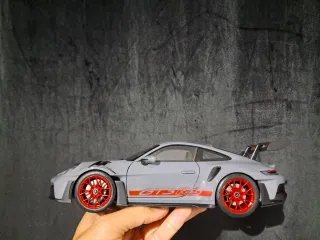 Porsche 911 (992) GT3 RS Artic Grey 1/18