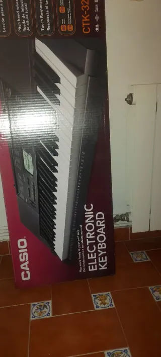 Teclado Casio CTK-3200