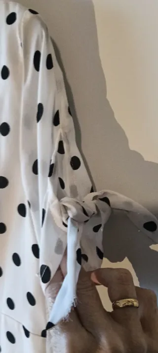 Blusa pimkie viral lunares Talla 38 ( medidas)