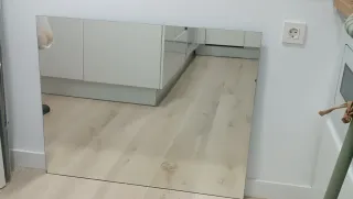 Espejo grande de cristal. 100x80 cm