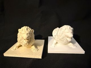 León 3D saliendo de alcantarilla