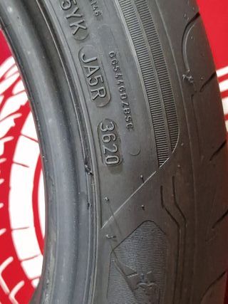 [R. 1764] - 215 50 18 92V NEUMÁTICOS GOODYEAR