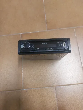 RADIO COCHE KENWOOD KDC-100UR