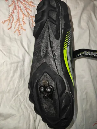 Botas Ciclismo Luck Talla 45 + Calas