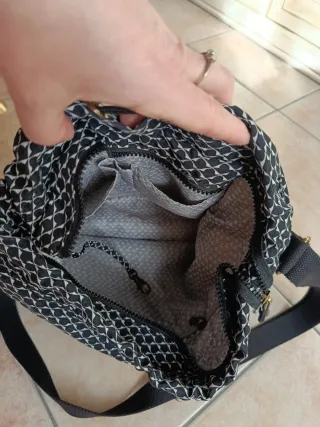 Tracolla Kipling nera con scimmietta