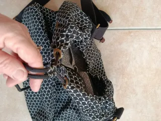 Tracolla Kipling nera con scimmietta