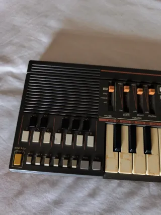 Teclado vintage Casio PT 31