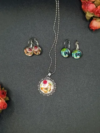 Lotto collana e orecchini multicolor