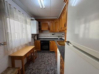 AMPLIO PISO CON BALCÓN EN PUERTO DE SAGUNTO