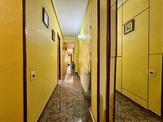 AMPLIO PISO CON BALCÓN EN PUERTO DE SAGUNTO