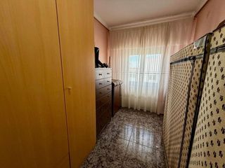 AMPLIO PISO CON BALCÓN EN PUERTO DE SAGUNTO